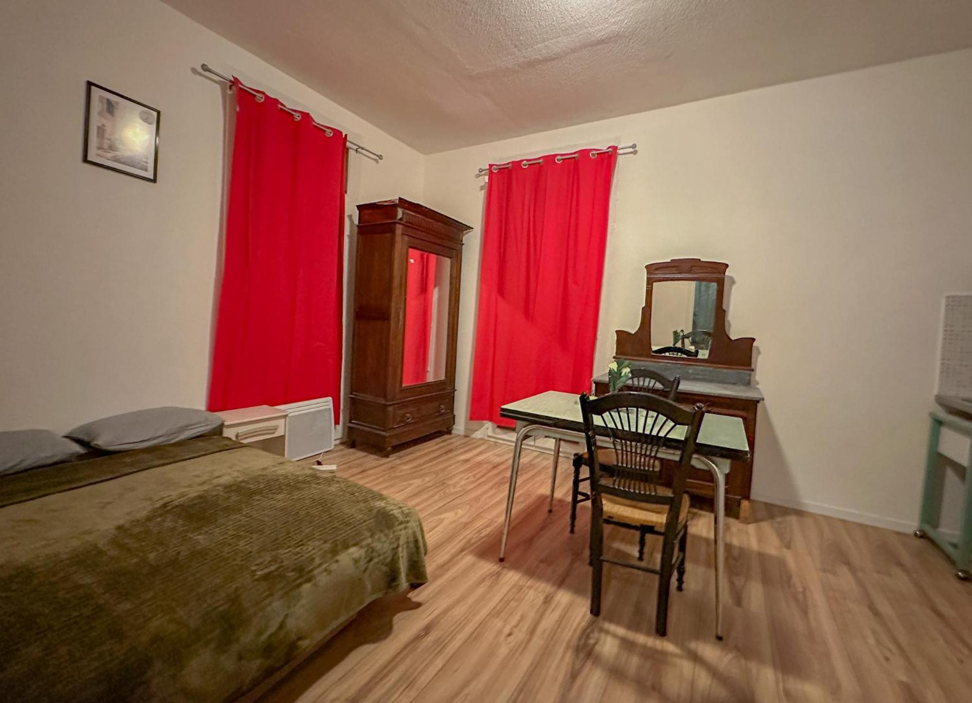 Charmant Studio Avec Balcon Perpignan Exterior photo